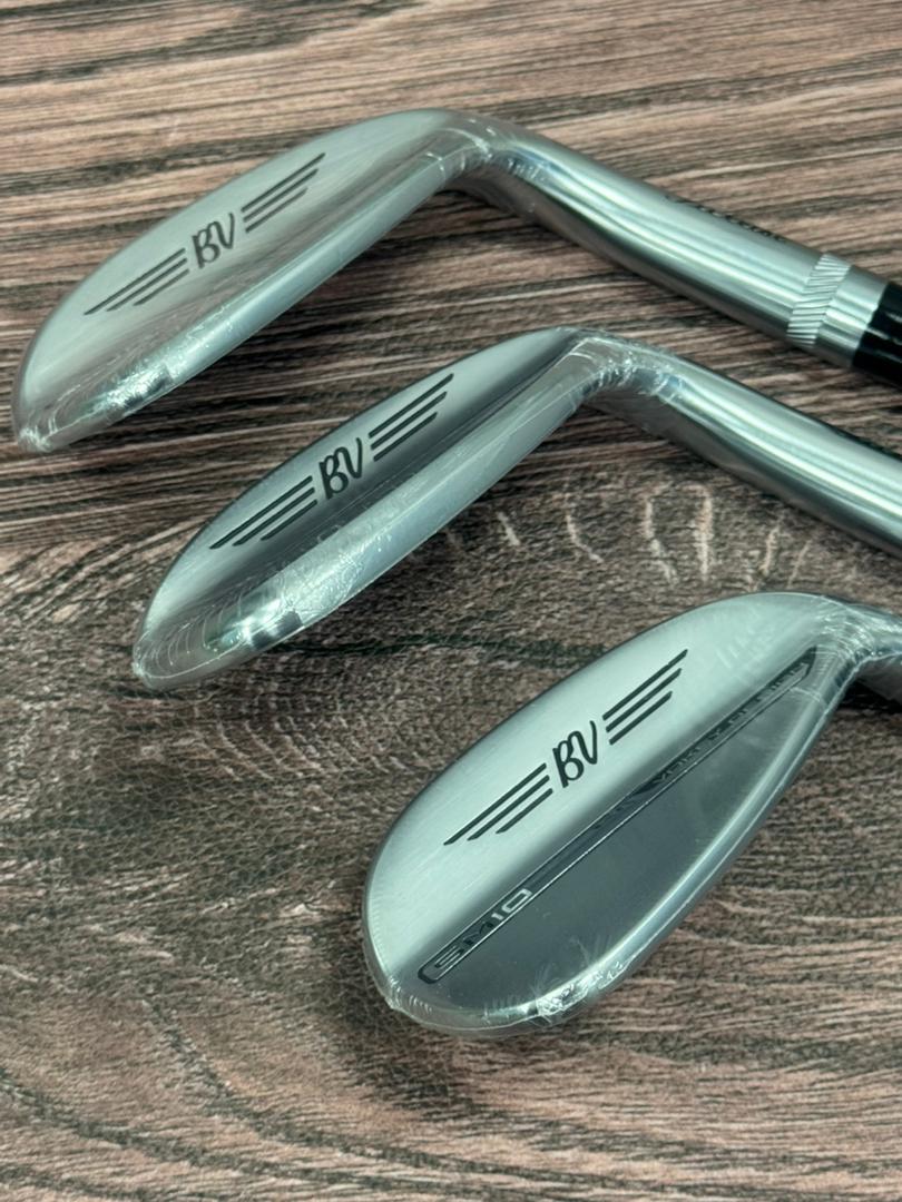 Titleist Vokey SM10 Wedge Set 52° 56° 60° Chrome – DG S300 Shafts – MCC Grips