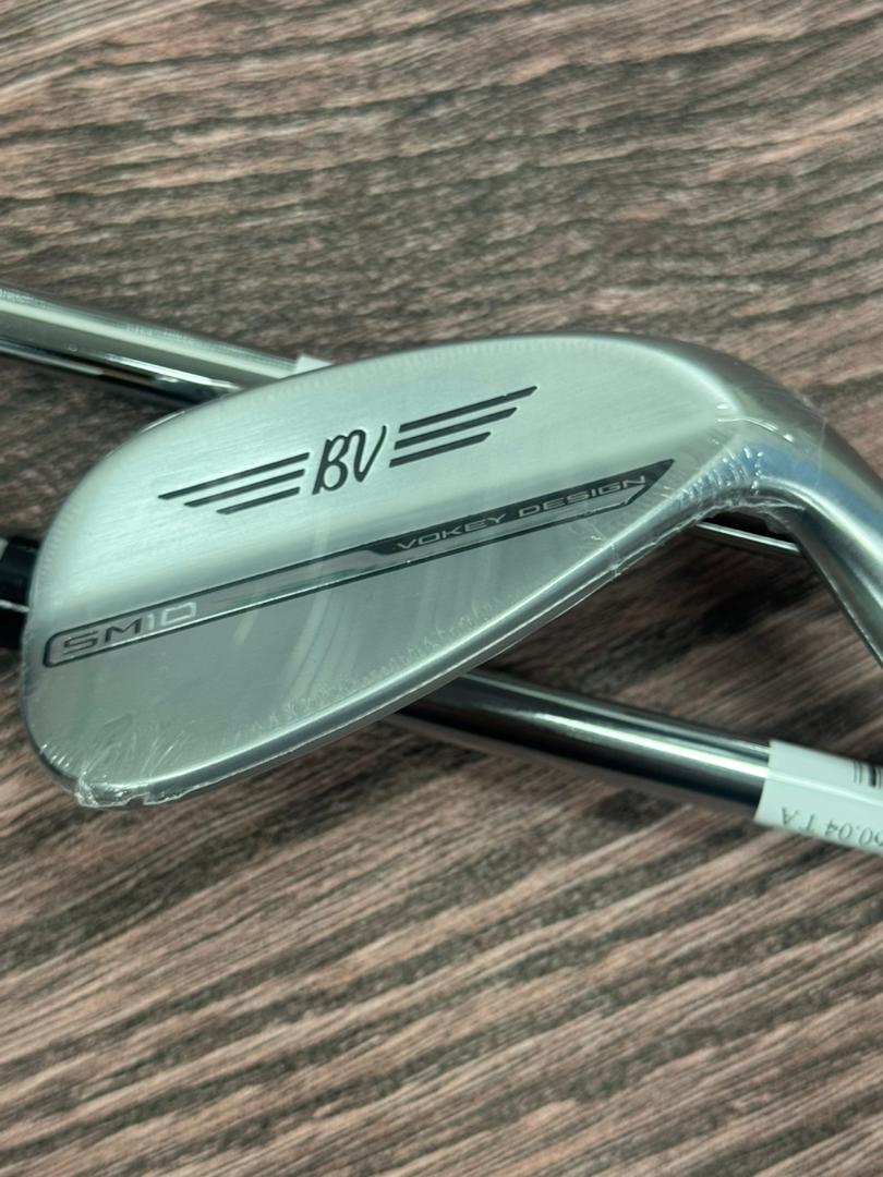 Titleist Vokey SM10 Wedge Set 52° 56° 60° Chrome – DG S300 Shafts – MCC Grips