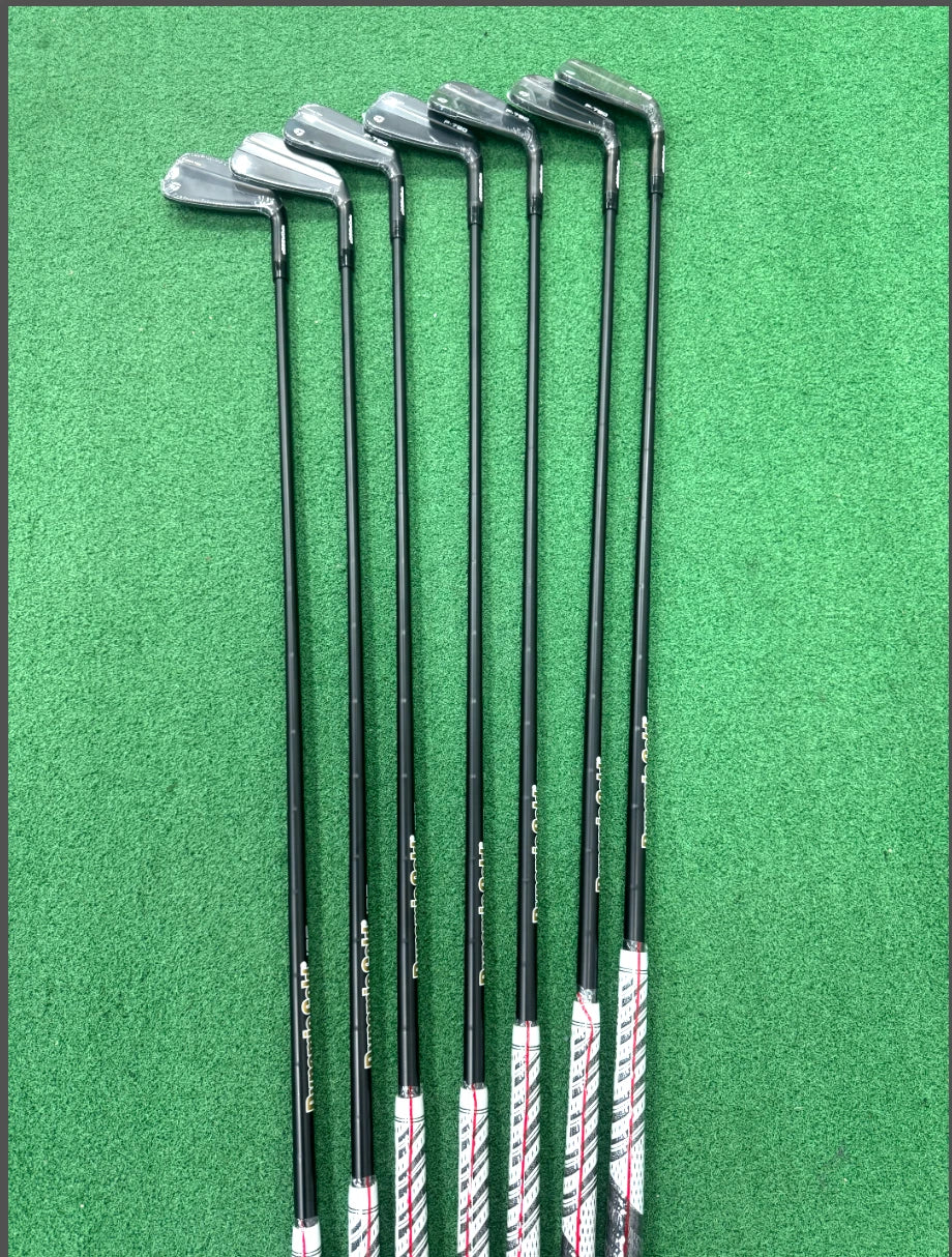 TAYLORMADE P790 IRON SET 4-PW BLACK RH - DYNAMIC GOLD 105 S300 SHAFT BRAND NEW