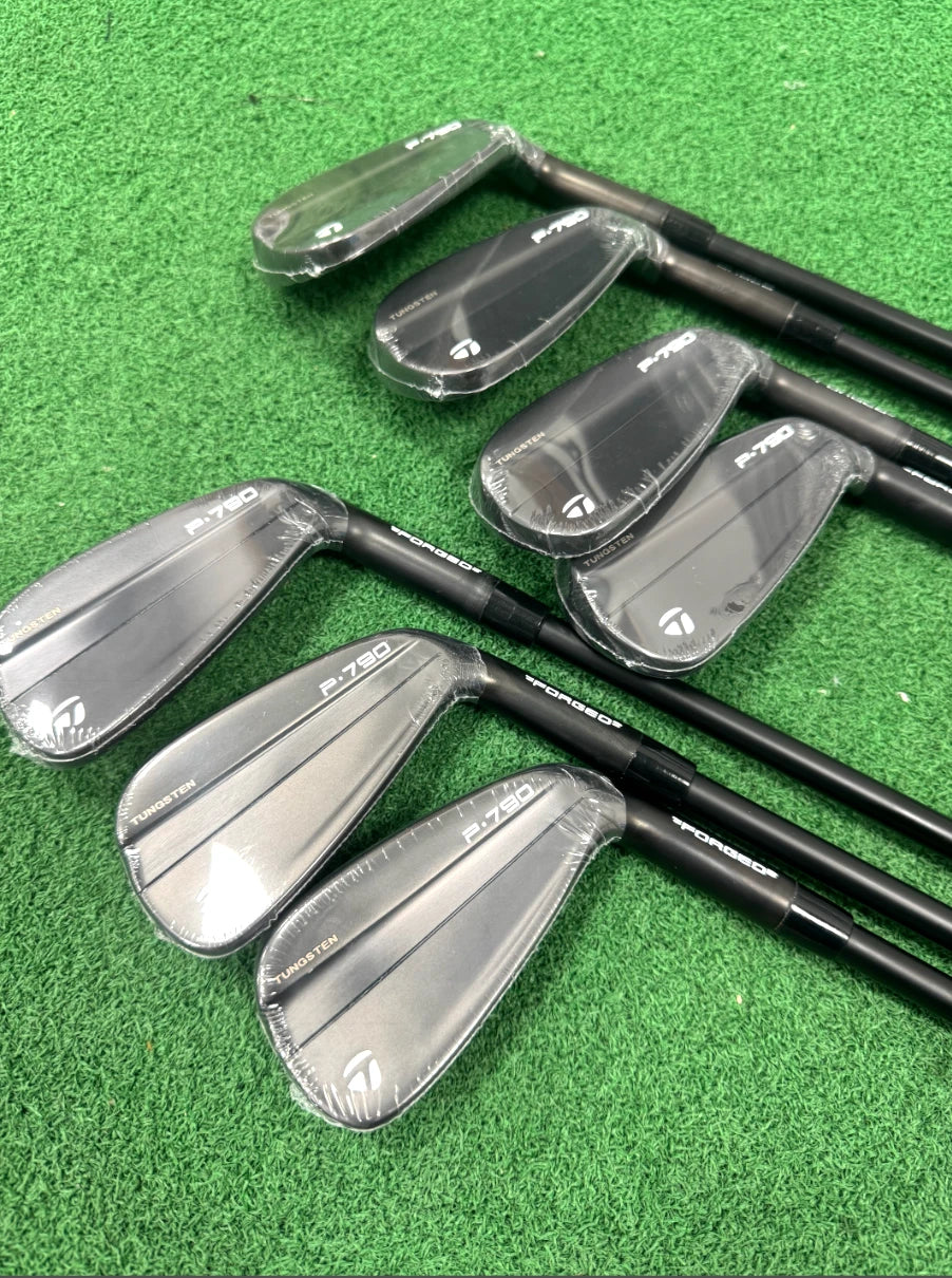 TAYLORMADE P790 IRON SET 4-PW BLACK RH - DYNAMIC GOLD 105 S300 SHAFT BRAND NEW