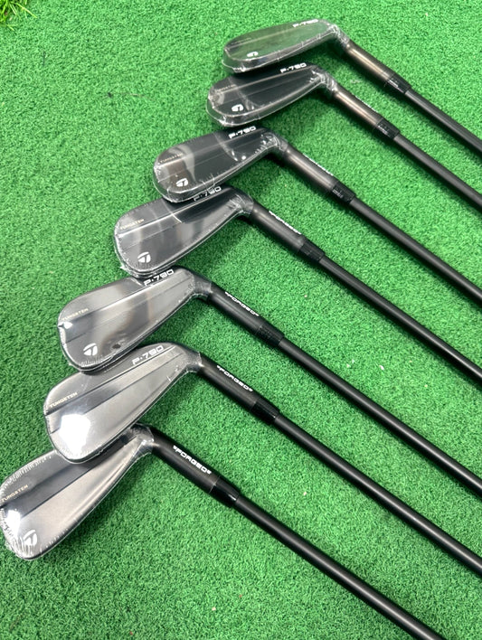 TAYLORMADE P790 IRON SET 4-PW BLACK RH - DYNAMIC GOLD 105 S300 SHAFT BRAND NEW